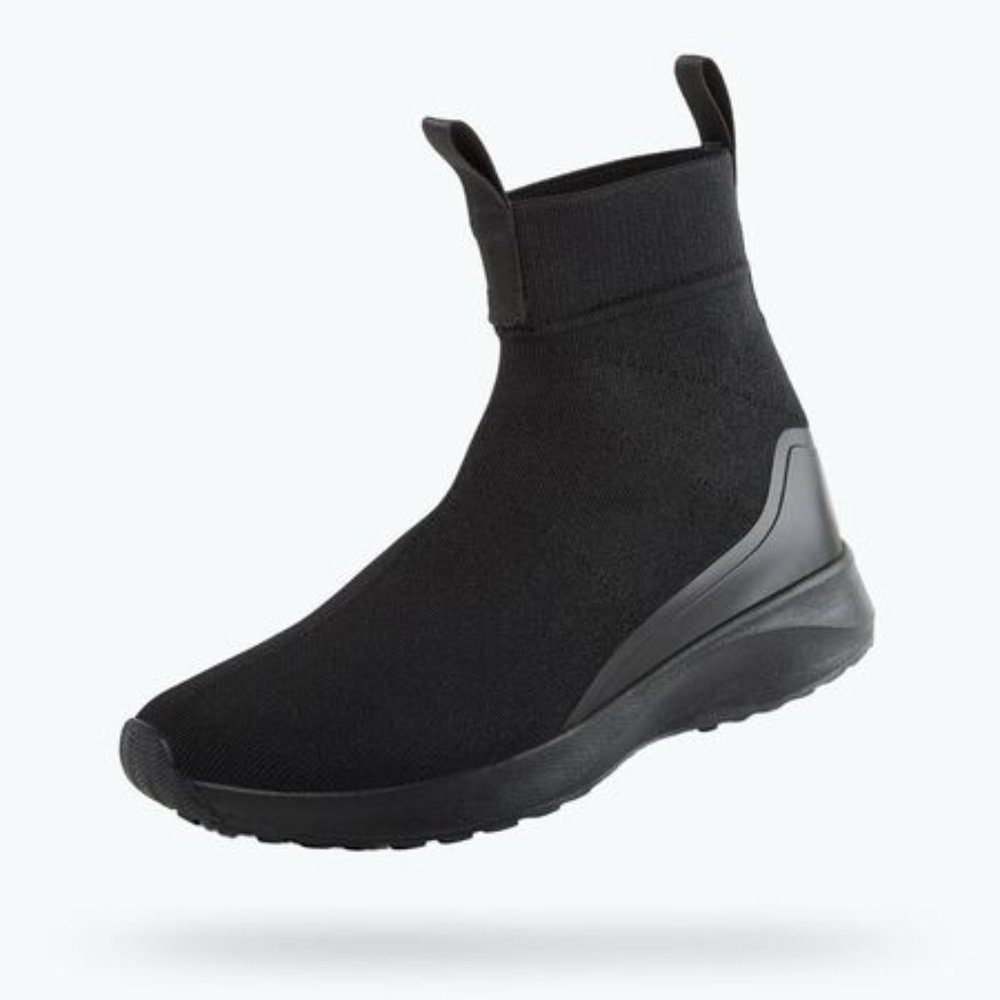 Native Hydroknit Waterproof Shoes - NWT womens 8